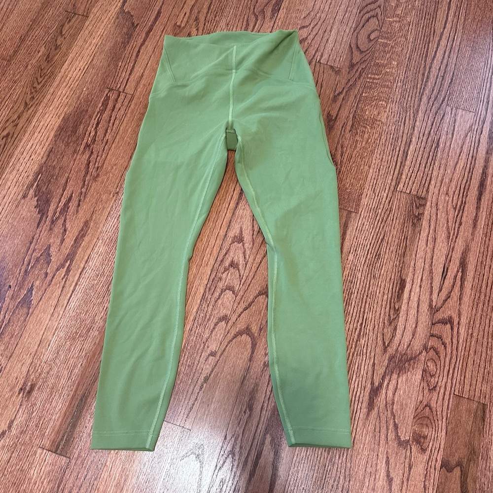 lululemon InStill High-Rise Legging (Olive Green Upper Sculpt Stitch) - Picture 4 of 8